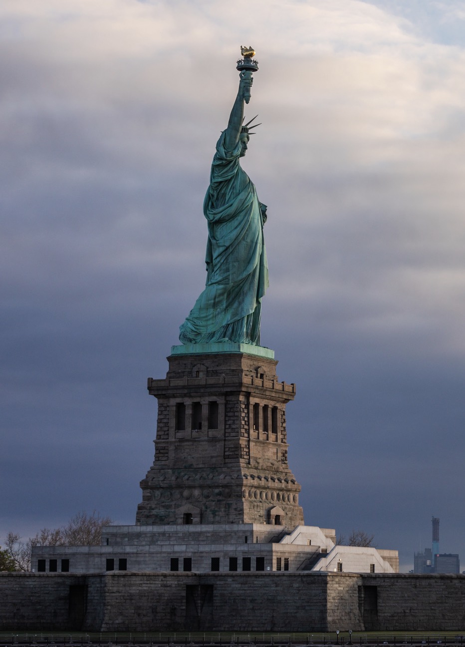 statue of liberty being shipped