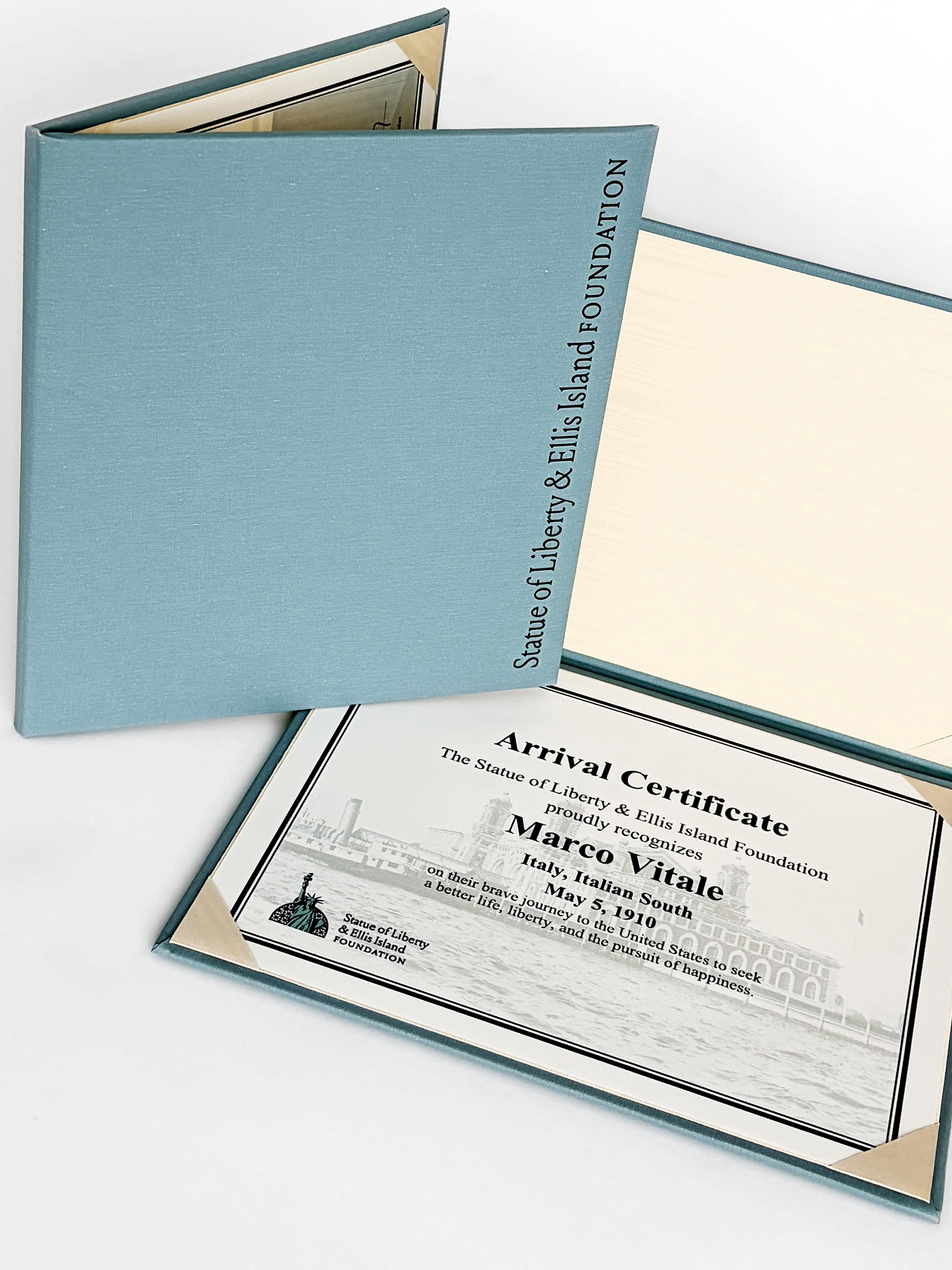 Small Document Holder for WOH Certificate