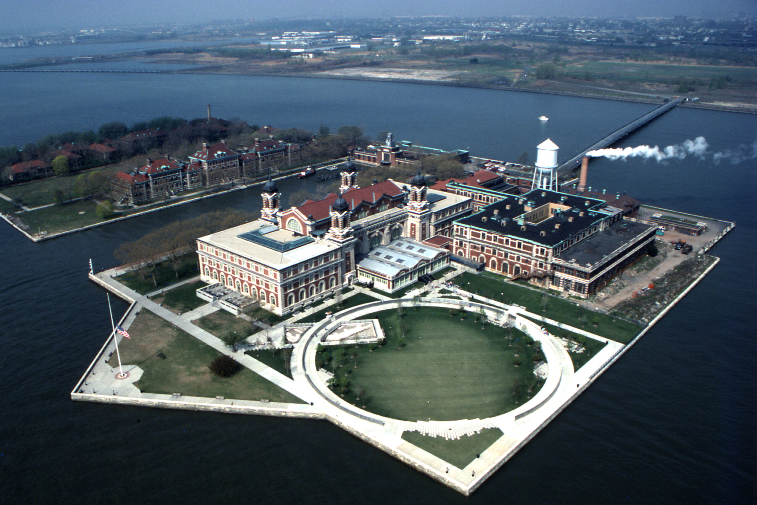 Ellis Island Statue Of Liberty